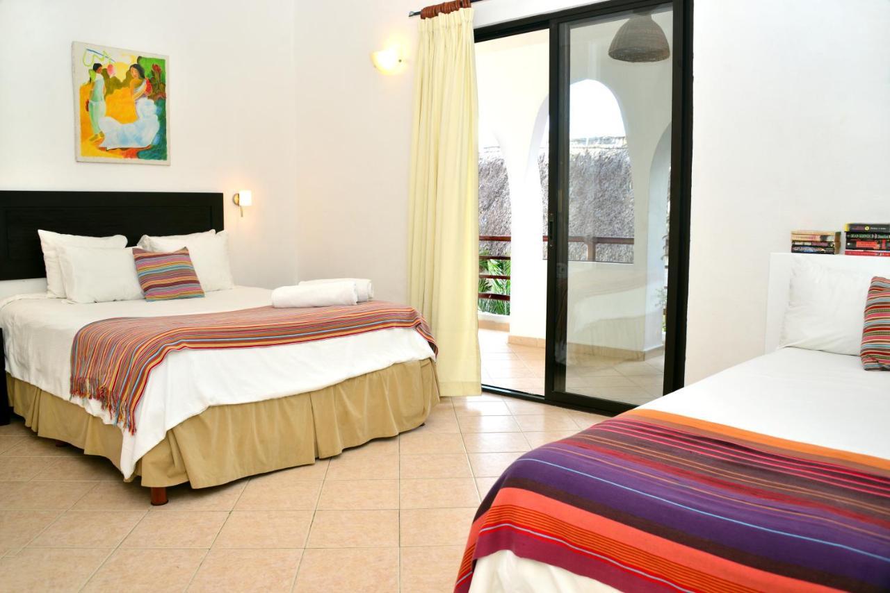 Hotel Club Yebo Плая-дель-Кармен Экстерьер фото