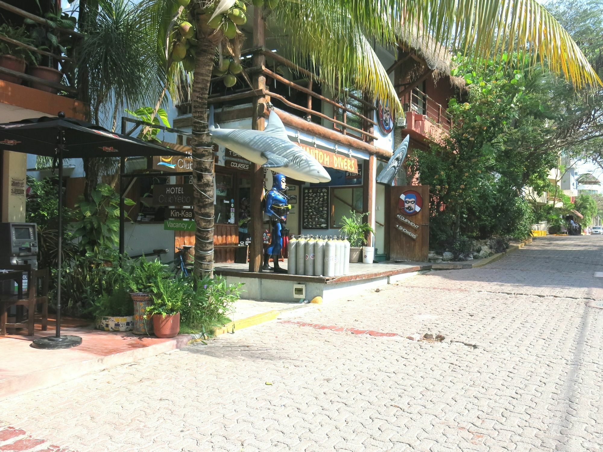 Hotel Club Yebo Плая-дель-Кармен Экстерьер фото